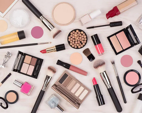 MAKE UP AMAZING SCOOP MAKE UP AMAZING SCOOP