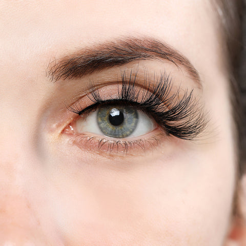 Luxury Lashes - BT612 Luxury Lashes - BT612