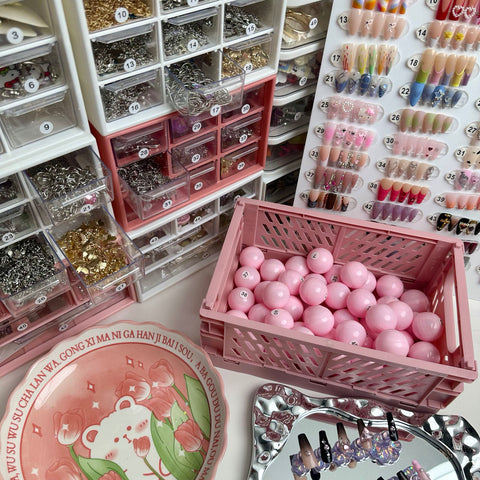 Press on Nails & Mix Jewelry Mystery Scoop -Fanchees