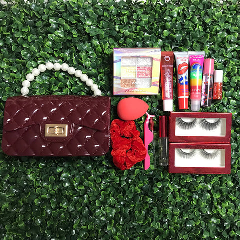 RED BEAUTY BAG